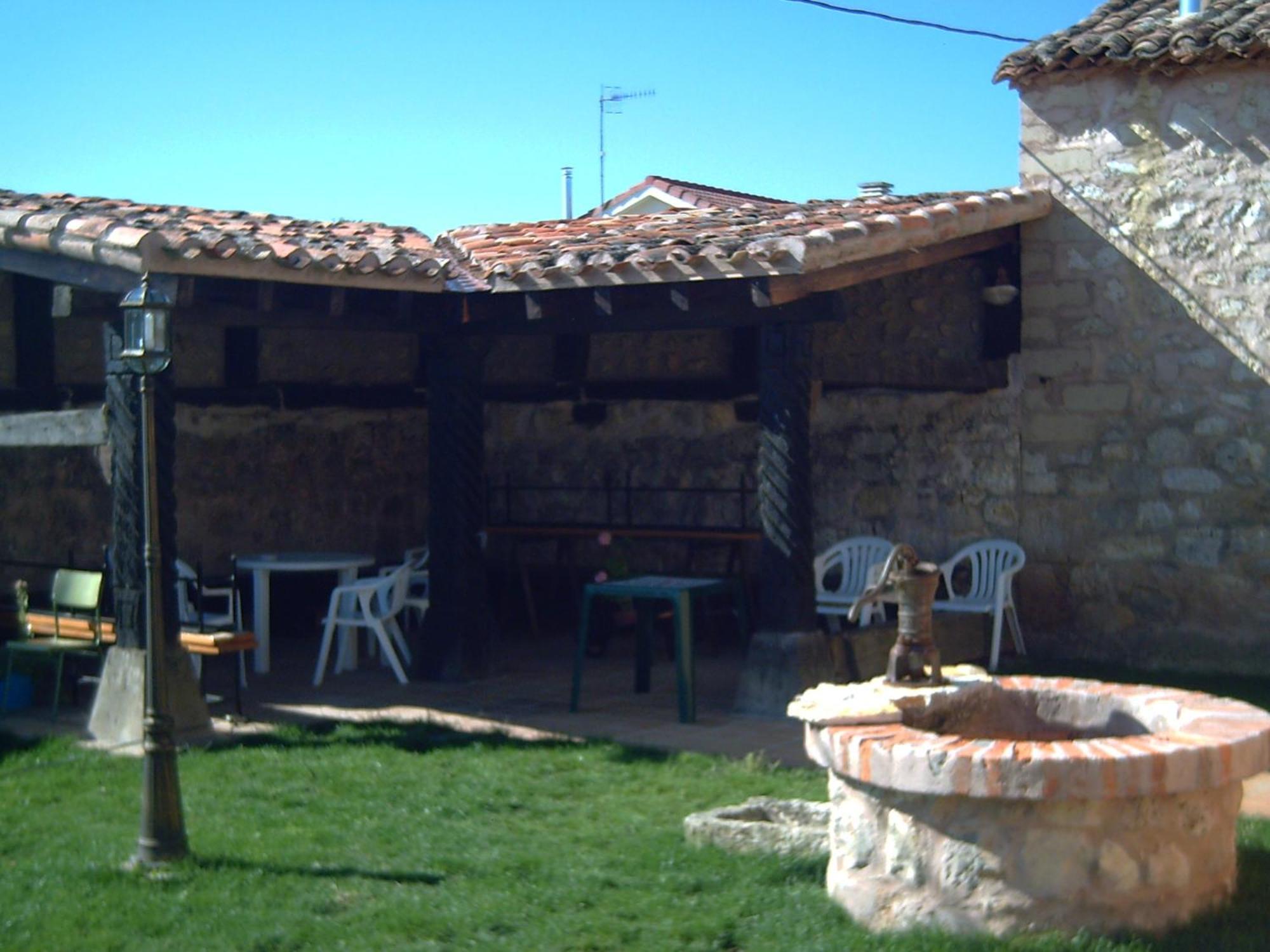 La Cerca De Dona Jimena Guest House Modúbar de San Cibrián Exterior foto