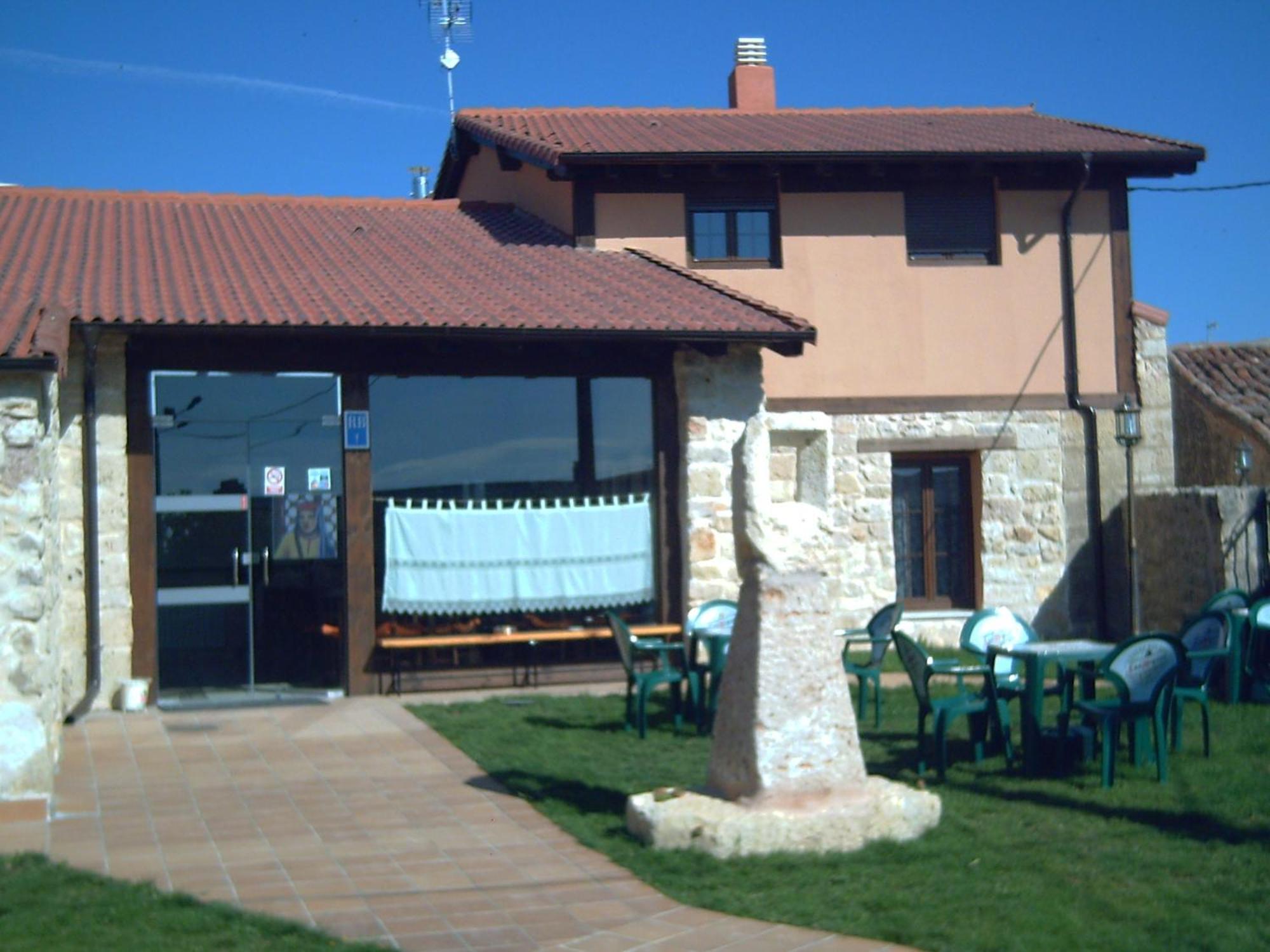 La Cerca De Dona Jimena Guest House Modúbar de San Cibrián Exterior foto